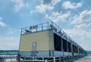 কখন খোলা বা বন্ধ ক্রস ফ্লো কুলিং টাওয়ারগুলি চয়ন করবেন