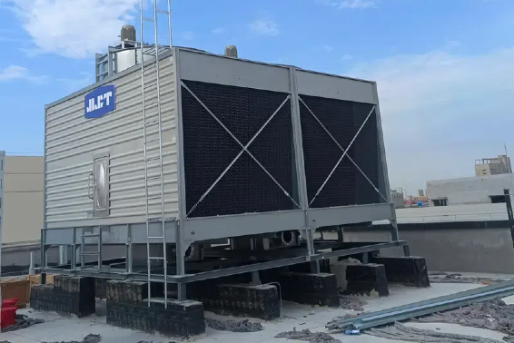 শিল্প অ্যাপ্লিকেশনগুলিতে ক্রস ফ্লো কুলিং টাওয়ারগুলির দক্ষতা